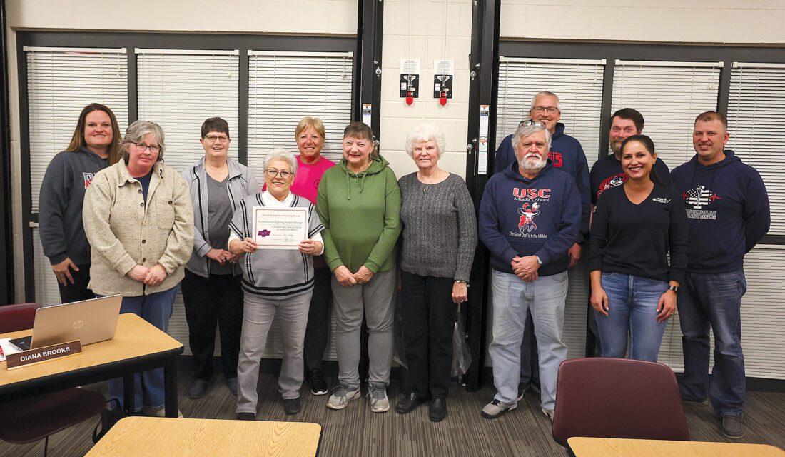 USC recognizes community group News, Sports, Jobs Faribault County